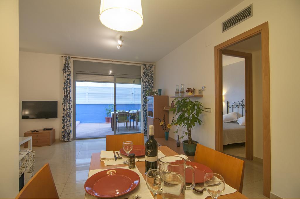 Hola! - Sitges By The Beach Экстерьер фото