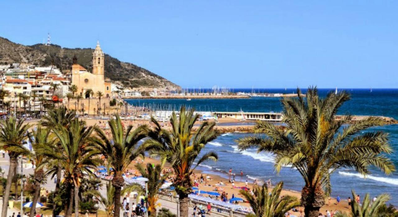 Hola! - Sitges By The Beach Экстерьер фото